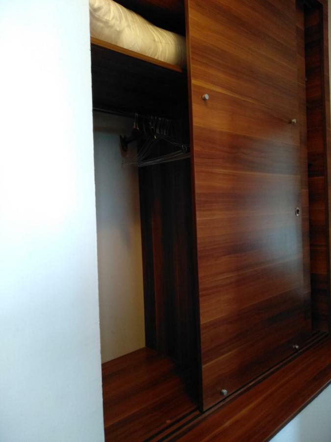 Ferienwohnung Penyrent Warna Exterior foto